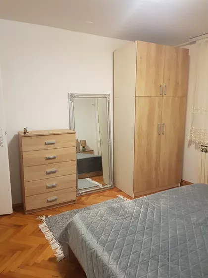 Sedmi Jul | 4zida.rs