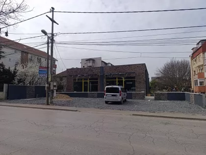 Pavla Vujisića 55a | 4zida.rs