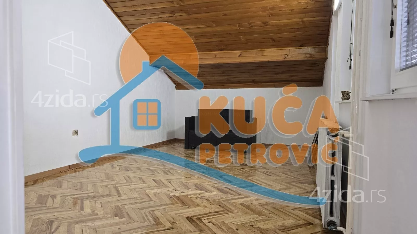 Troiposoban stan | 4zida