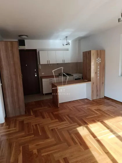 Miklošićeva | 4zida.rs