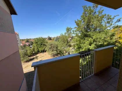 Zetska 1A | 4zida.rs