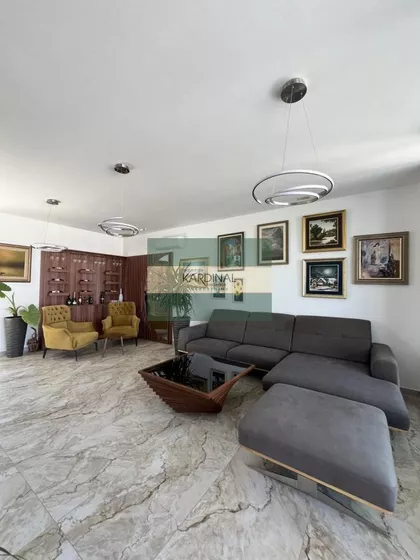 Sremska Kamenica | 4zida.rs