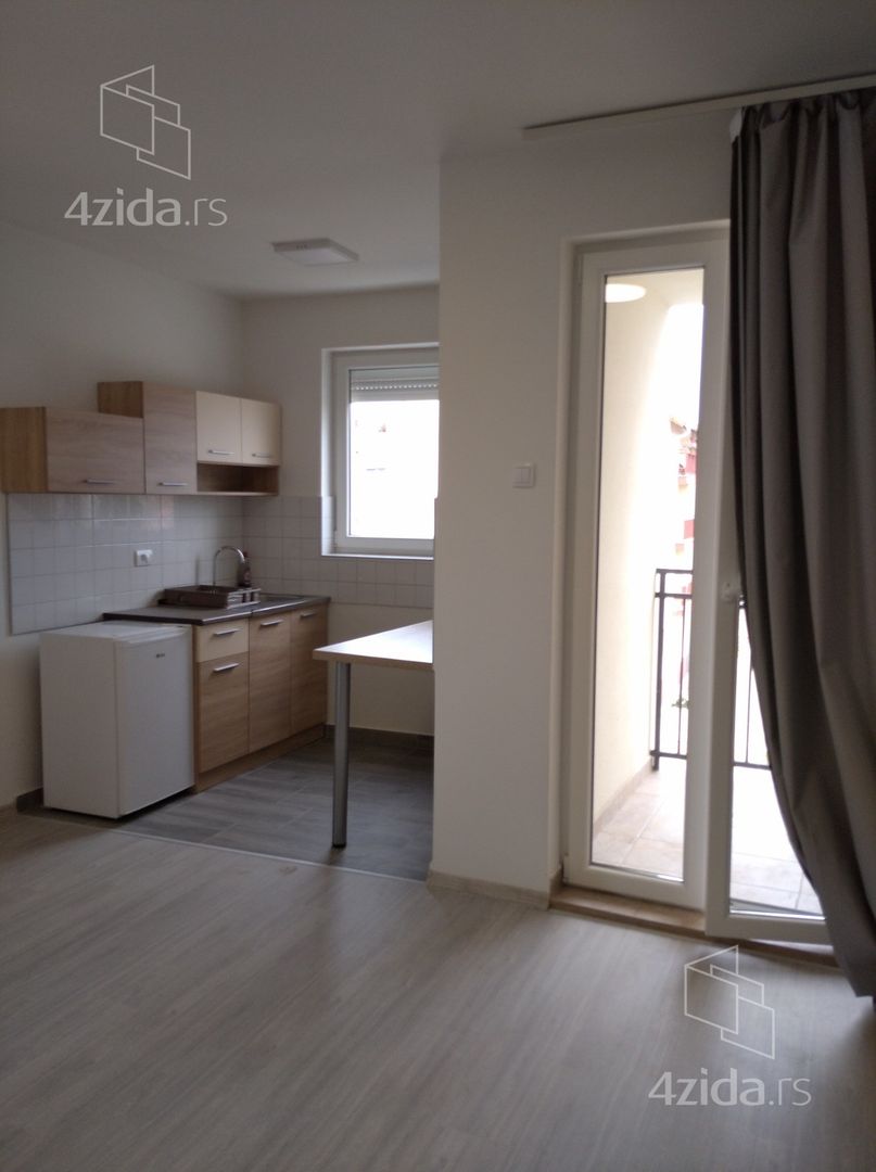 Сдается студия, Teslino Naselje, 160€, 26m² — фото