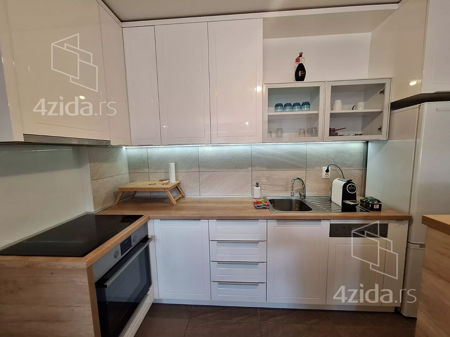 Jednosoban stan | 4zida