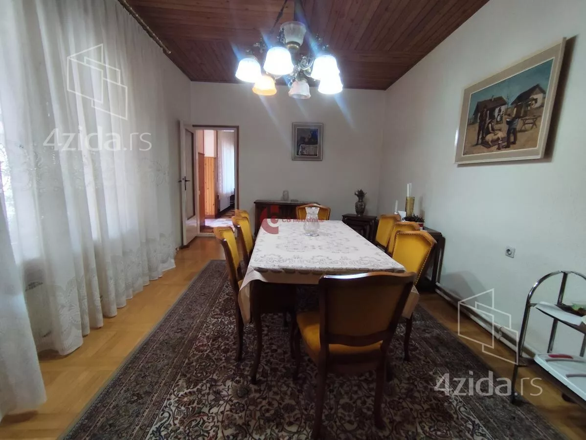 Kuća | 4zida