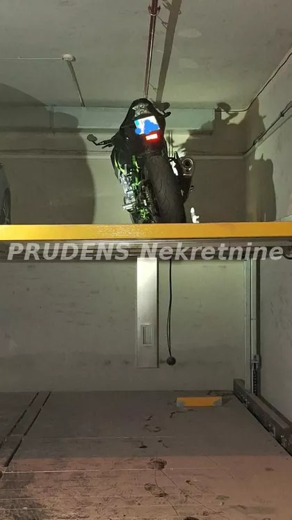 Crveni Krst Vračar | 4zida.rs