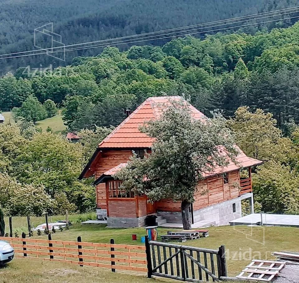 2-etažna kuća | 4zida
