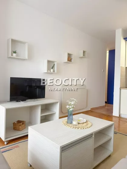 Cara Dušana | 4zida.rs