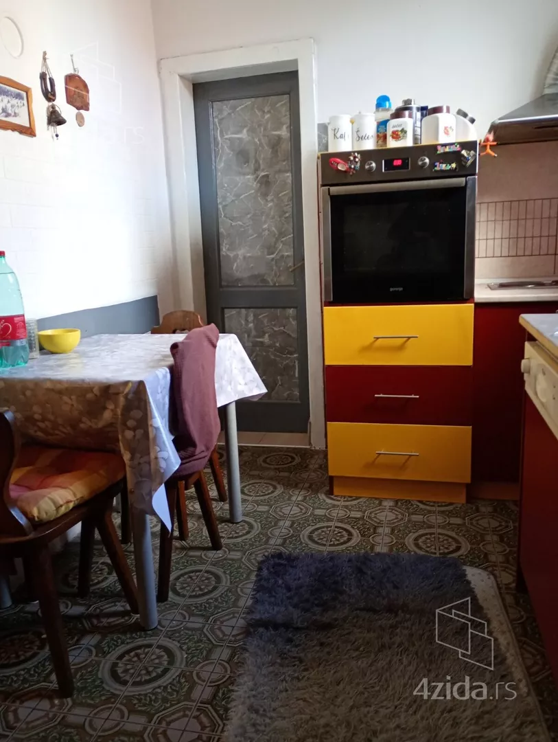 3-etažna kuća | 4zida