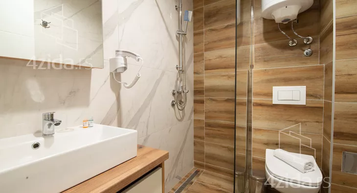 Turistički objekat | 4zida