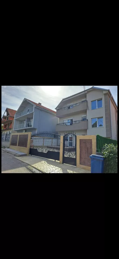 Radoša Jovanovića-Selje 30 | 4zida.rs