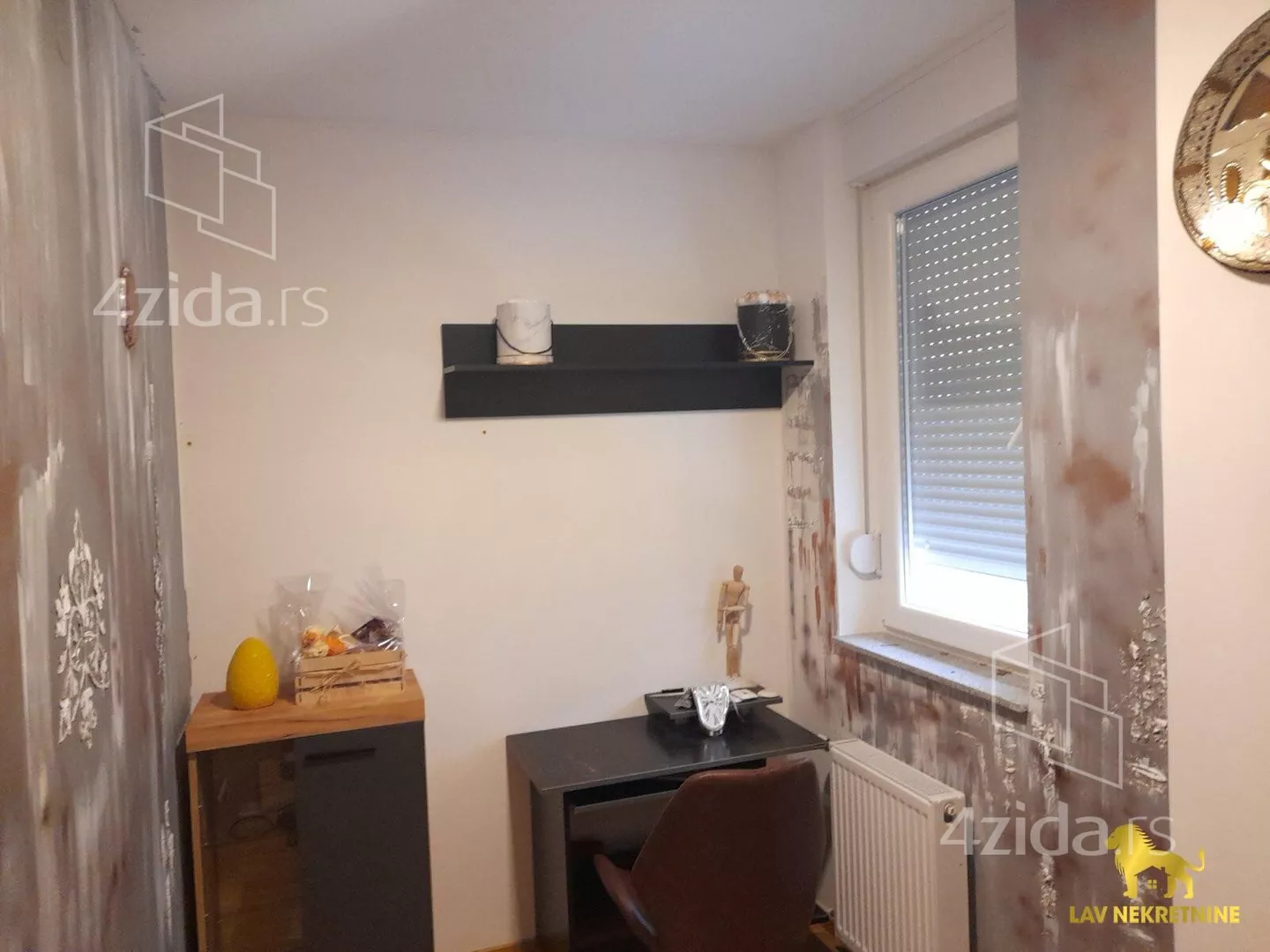 Dvoiposoban stan | 4zida