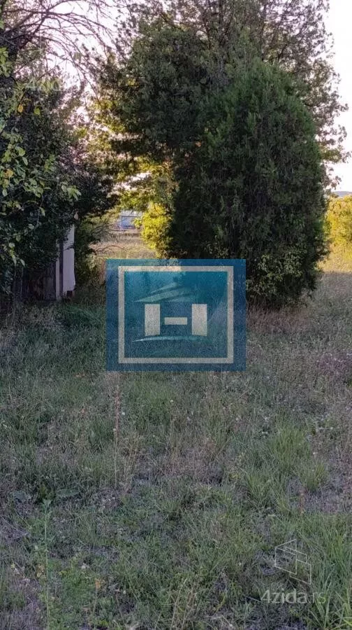 Plac | 4zida