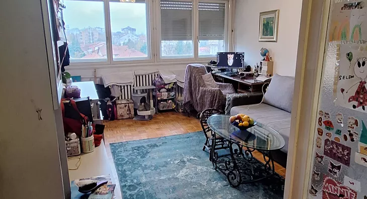 Jednoiposoban stan | 4zida