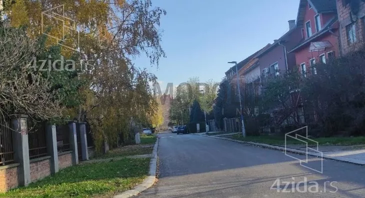 Građevinsko zemljište | 4zida