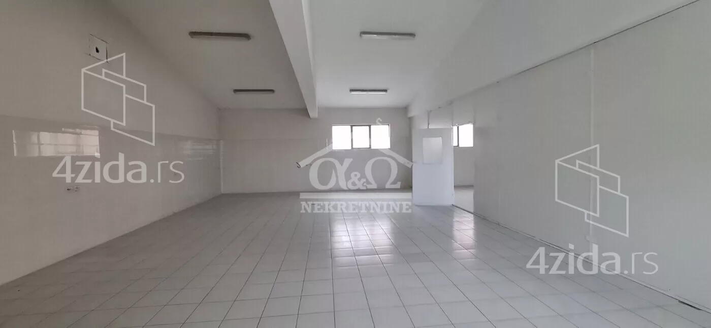 Poslovna zgrada | 4zida