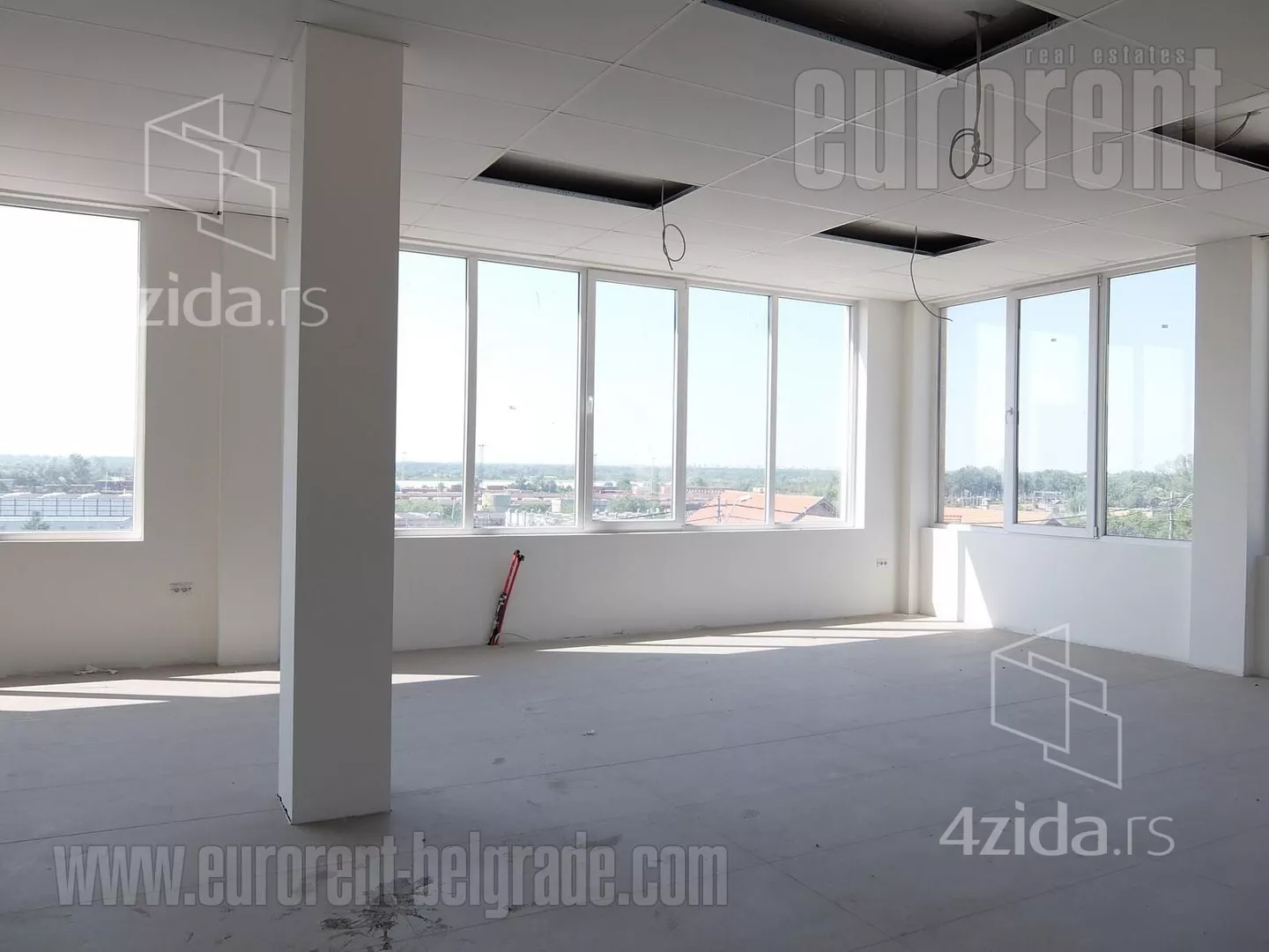 Poslovni prostor | 4zida