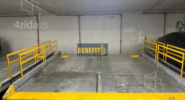 Garaža/Parking | 4zida