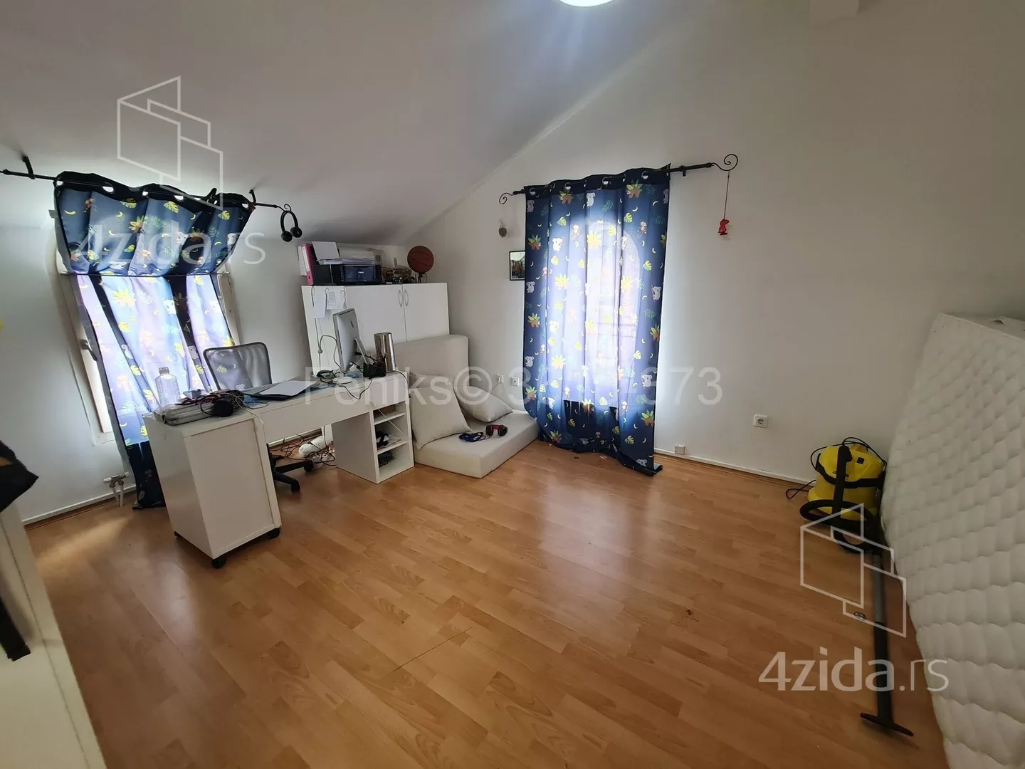 Šestosoban stan | 4zida