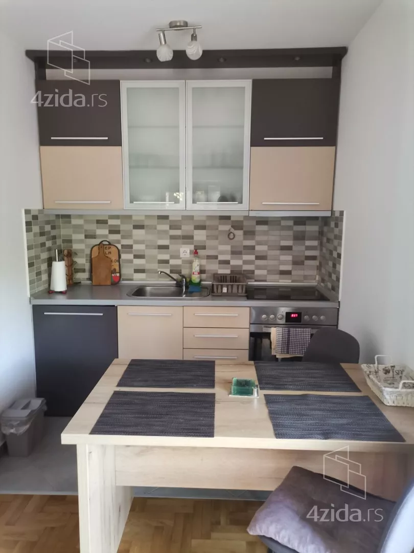 Garsonjera | 4zida