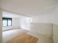 Šestosoban stan | 4zida
