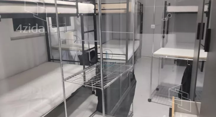 Šestosoban stan | 4zida