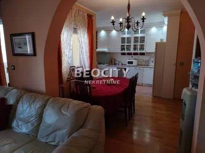 Kolo srpskih sestara | 4zida.rs