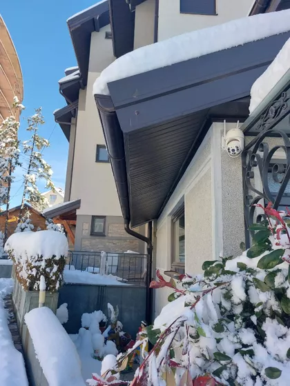 Okolne lokacije | 4zida.rs