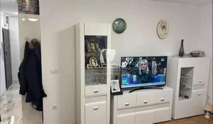 Univerzijade | 4zida.rs