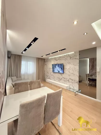 POLGAR ANDRAŠA | 4zida.rs