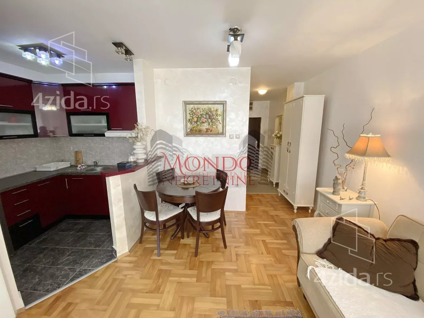 Jednoiposoban stan | 4zida