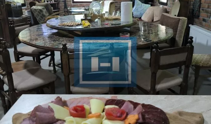 Ugostiteljski objekat | 4zida