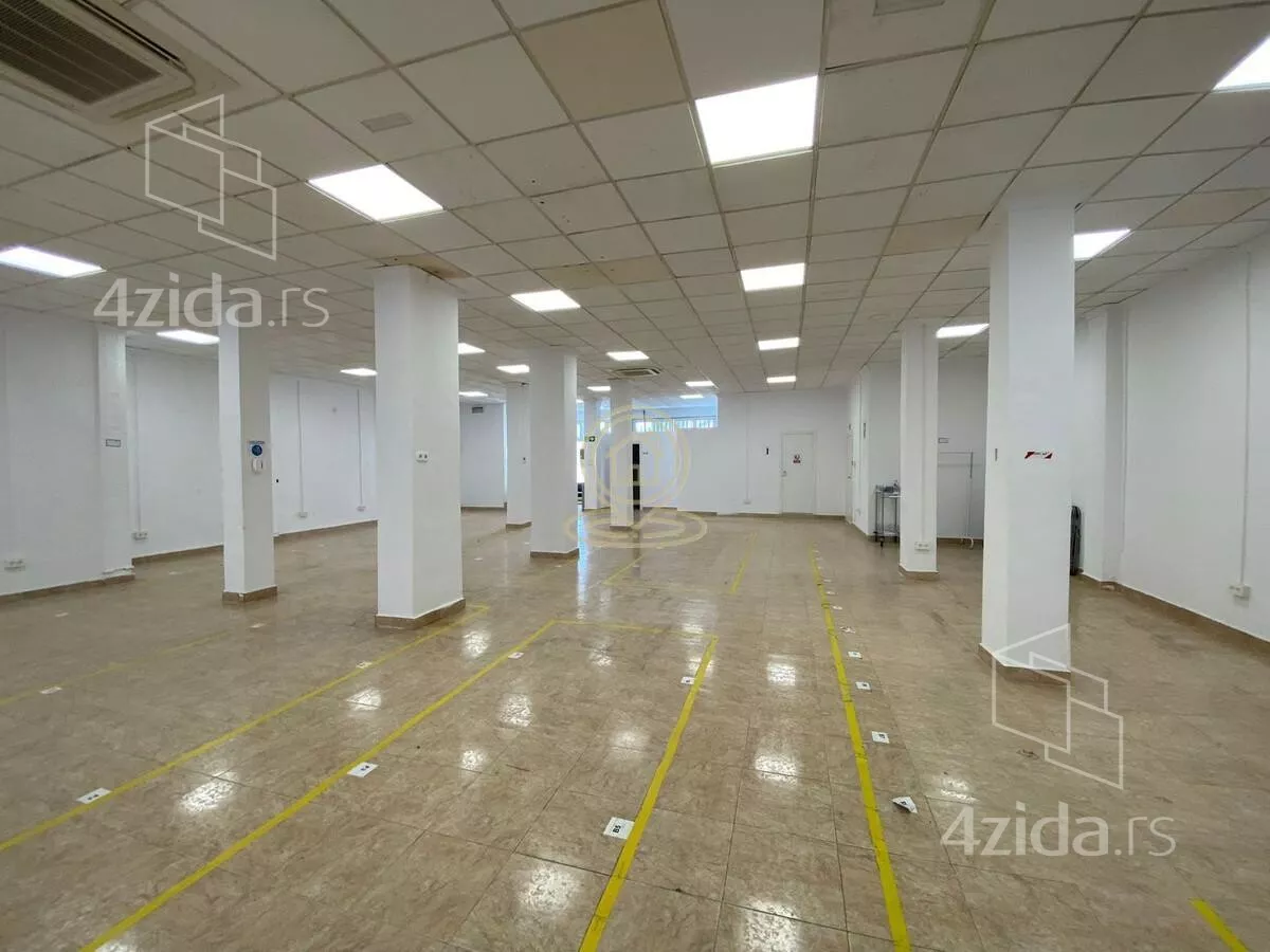 Poslovni prostor | 4zida