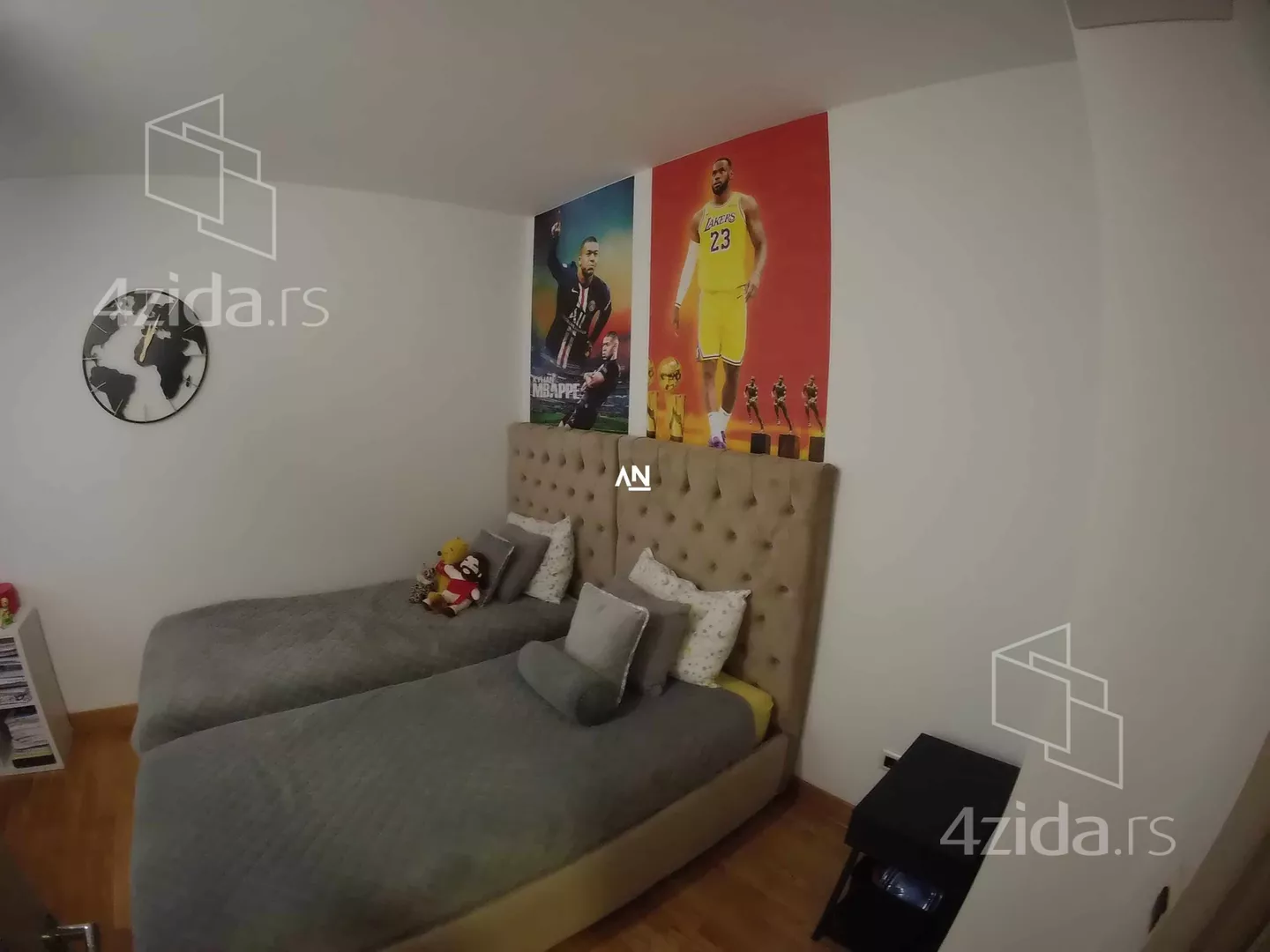 Četvorosoban stan | 4zida