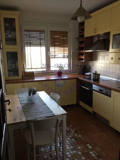 Socijalno | 4zida.rs