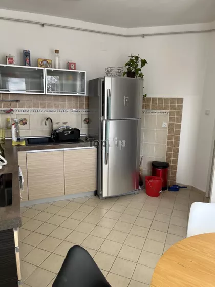 Kertvaroš | 4zida.rs