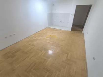 Adamovićevo Naselje | 4zida.rs
