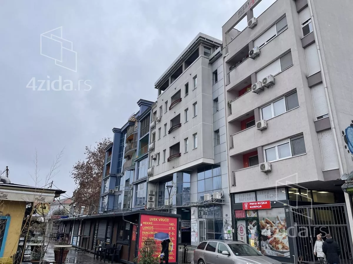 Poslovni prostor | 4zida