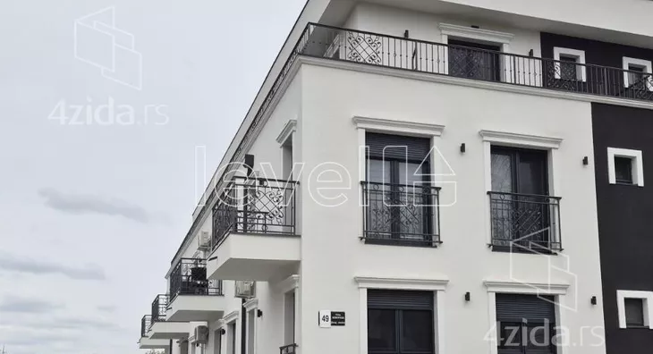 Četvorosoban stan | 4zida