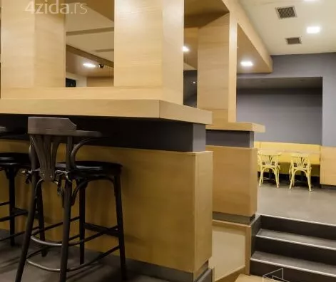 Poslovni prostor | 4zida