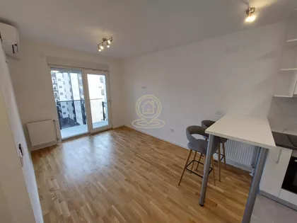 Adamovićevo Naselje | 4zida.rs