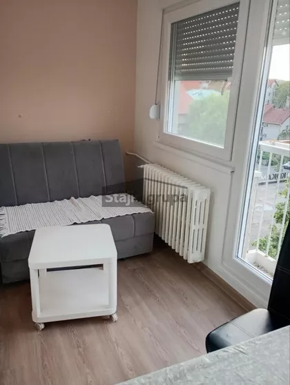 Kraljevačka | 4zida.rs