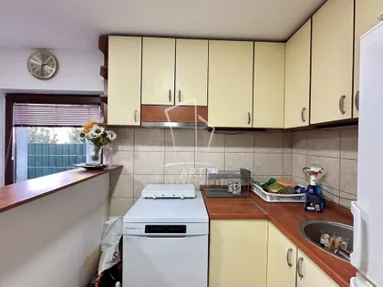 Kačićeva | 4zida.rs