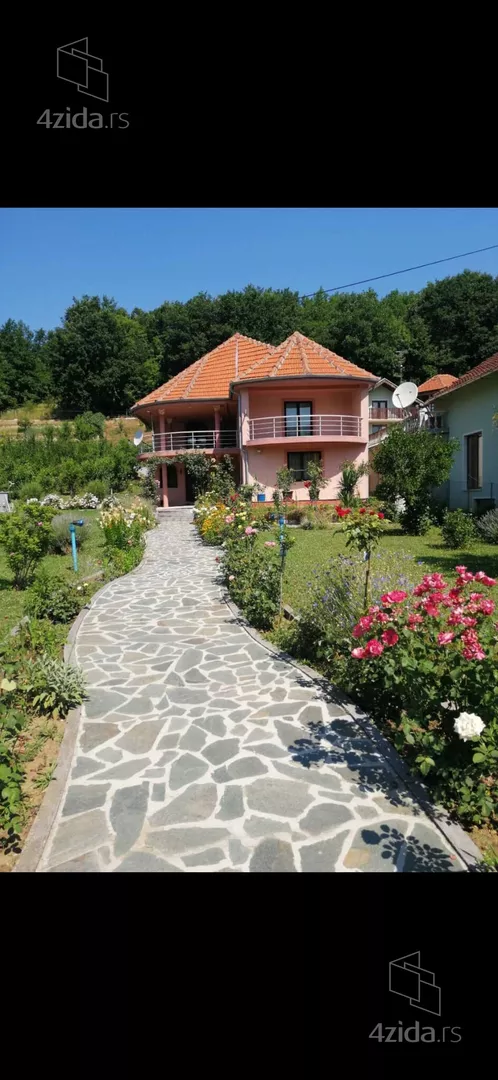 3-etažna kuća | 4zida
