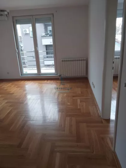 Miklošićeva | 4zida.rs