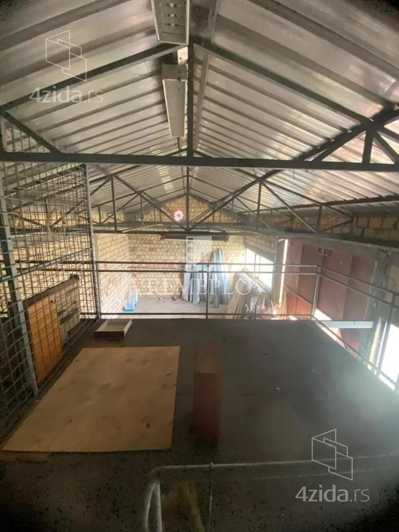 Poslovni prostor | 4zida