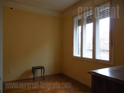 CENTAR | 4zida.rs