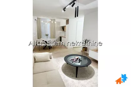 Studentski Trg | 4zida.rs