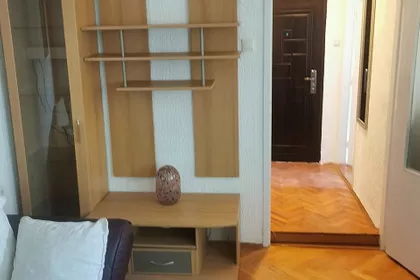 Pesnička 7 | 4zida.rs