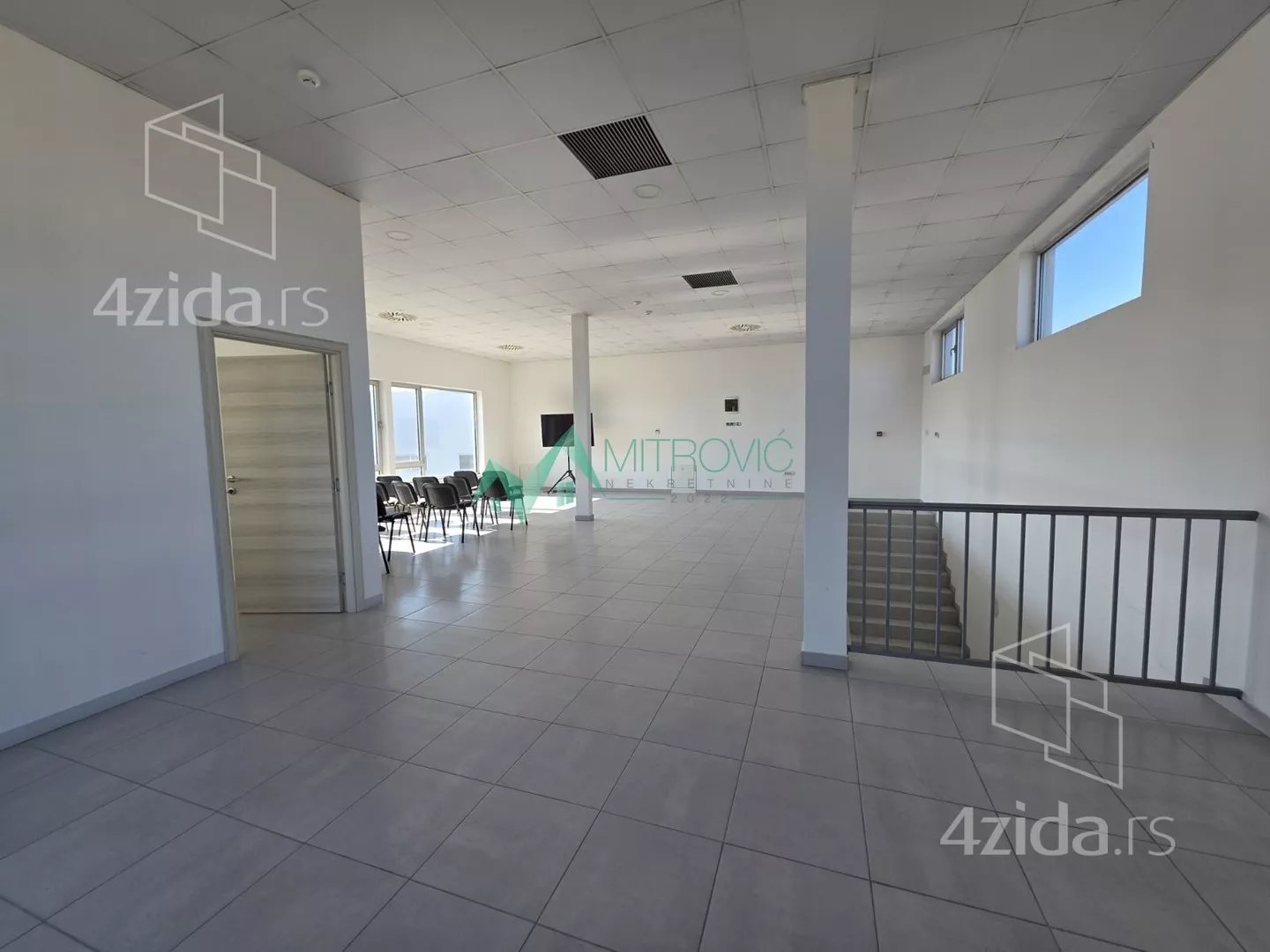 Poslovni prostor | 4zida